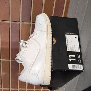 Jordan 1 flight 2 low 11 white